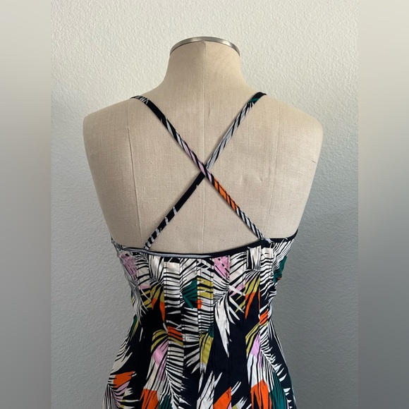 Banana Republic Palm Print Maxi Dress Pleated Size 6 NWT - Picture 5 of 10